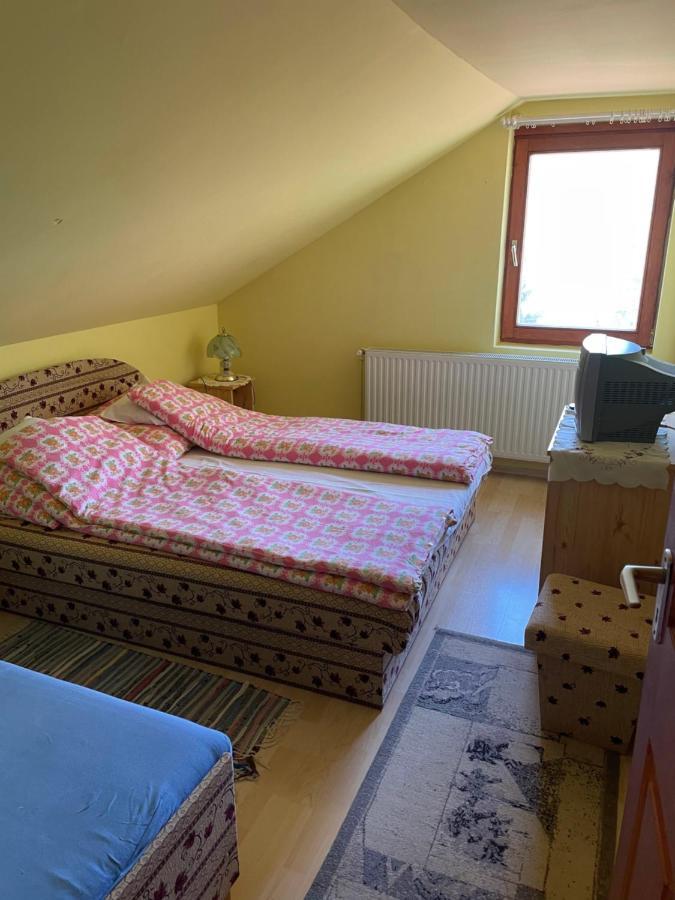 Horvath Vendeghaz Otel Monosbel Dış mekan fotoğraf