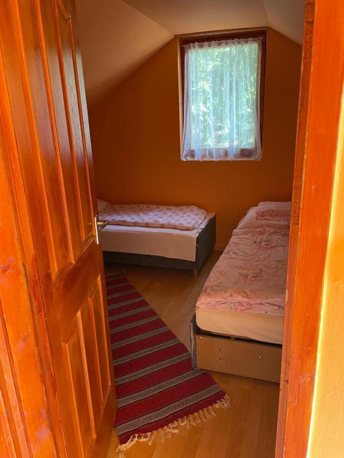 Horvath Vendeghaz Otel Monosbel Dış mekan fotoğraf