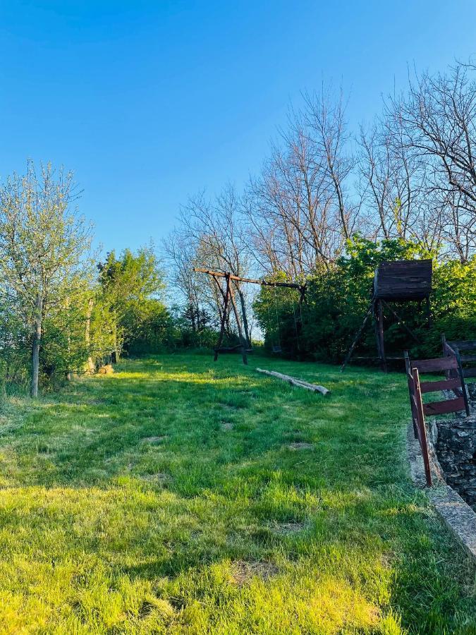 Horvath Vendeghaz Otel Monosbel Dış mekan fotoğraf