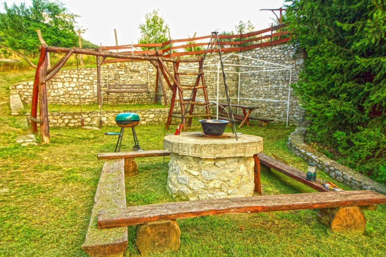 Horvath Vendeghaz Otel Monosbel Dış mekan fotoğraf