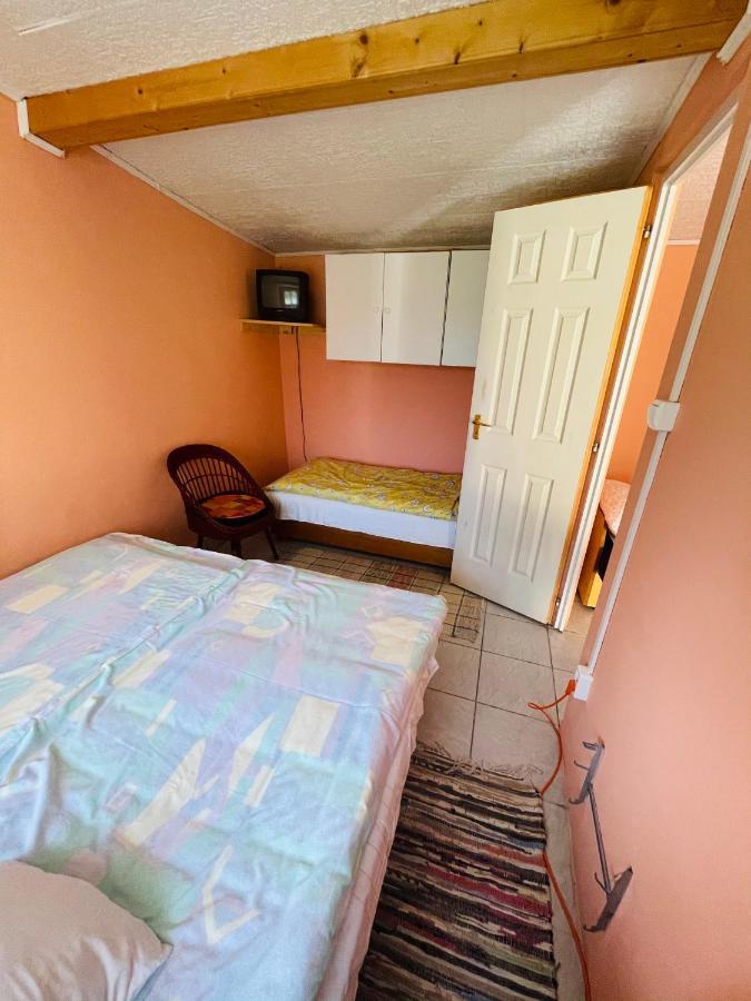Horvath Vendeghaz Otel Monosbel Dış mekan fotoğraf