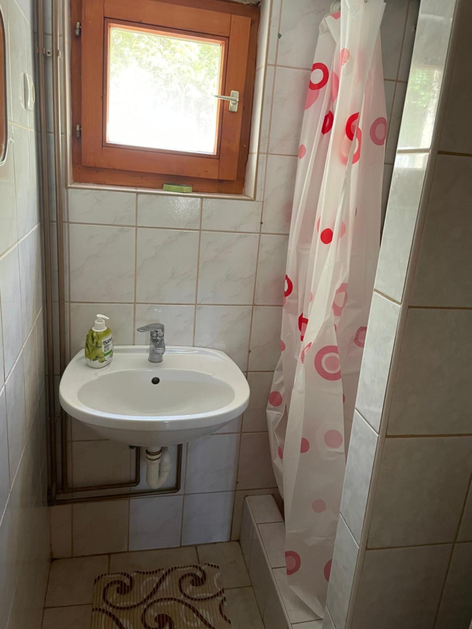 Horvath Vendeghaz Otel Monosbel Oda fotoğraf