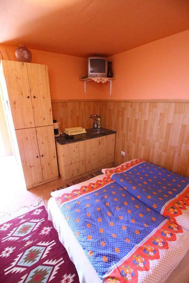 Horvath Vendeghaz Otel Monosbel Dış mekan fotoğraf